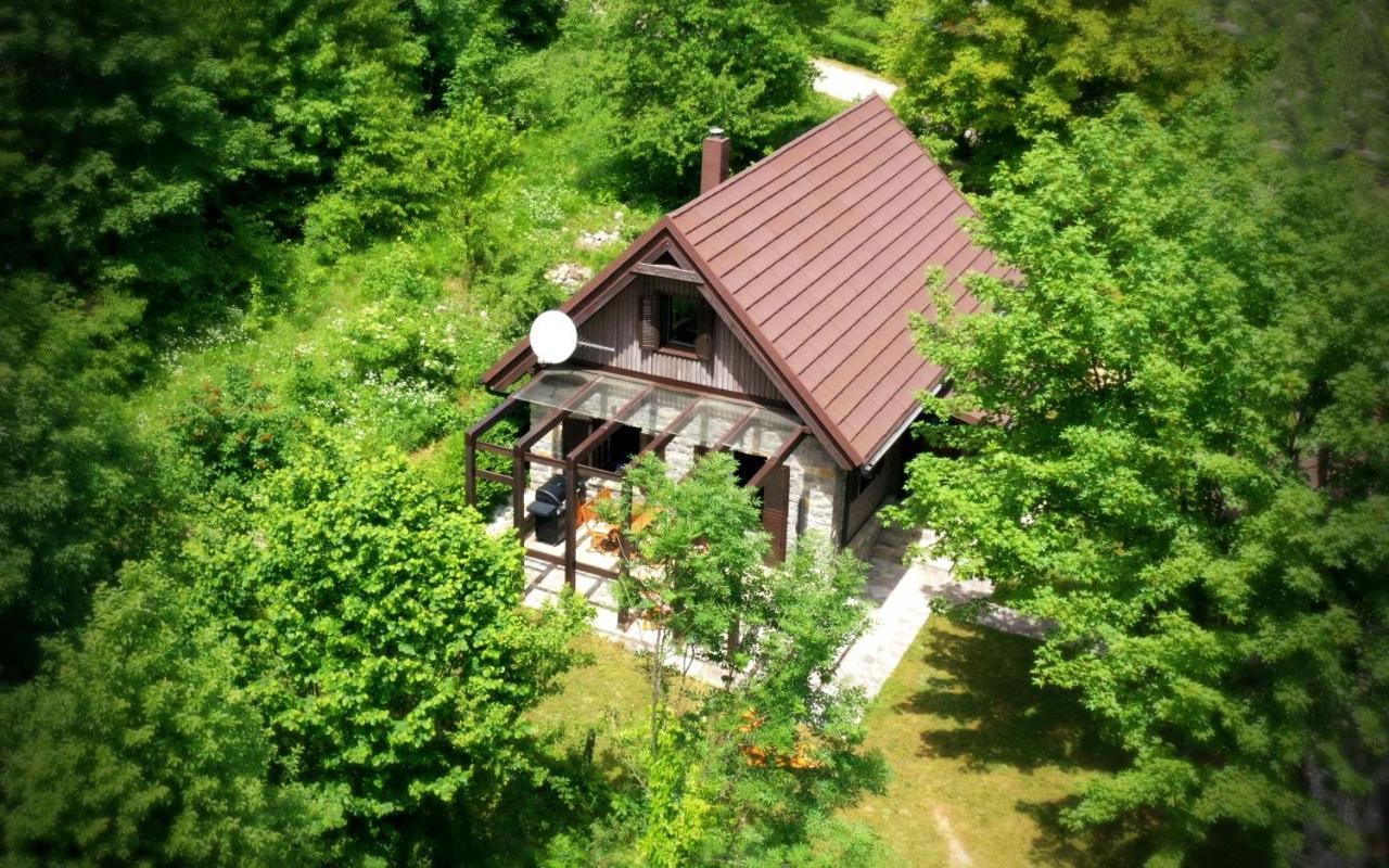 Villa Dobra Plitvicka Jezera Exterior photo